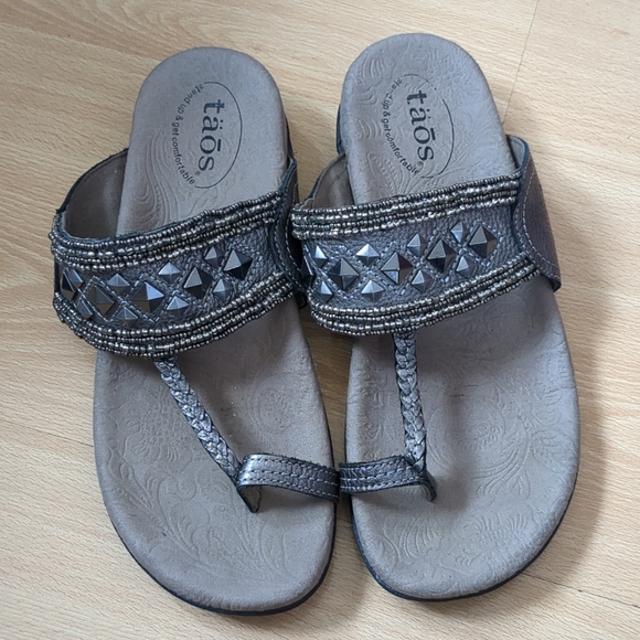 Taos Footwear Shoes - TAOS Genie Studded Beaded Leather Sandal Sz 7 Pewter Embellished Womens Boho